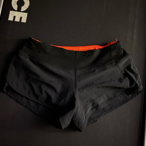 Rabbit Run “Catch Me If You Can” Pocket Training Race Shorts in Black - Picture 6 of 10